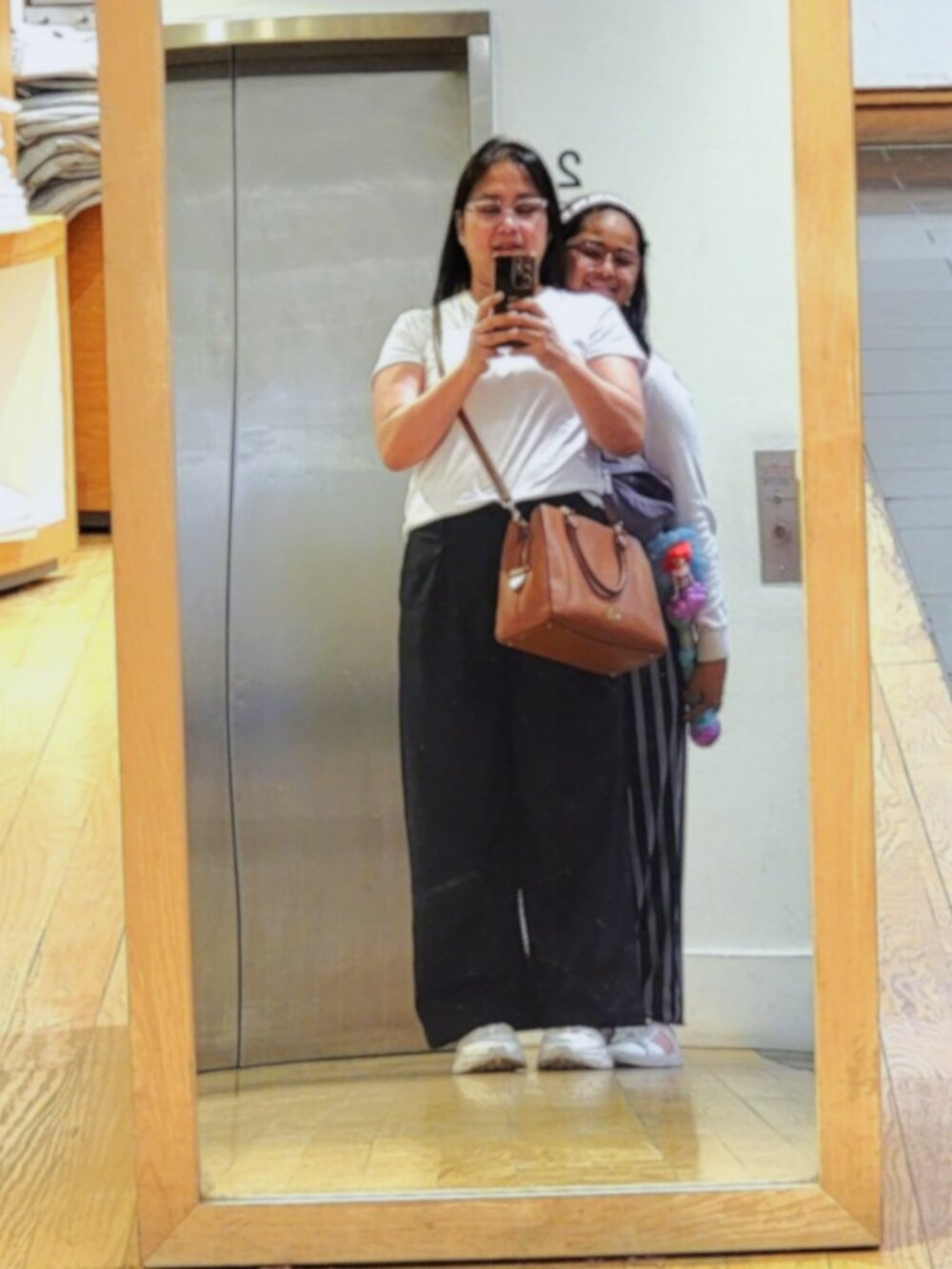 Meet your Posher, Maricel